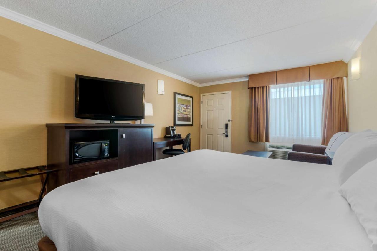 Best Western Plus Dryden Hotel&Conference Centre Exterior foto